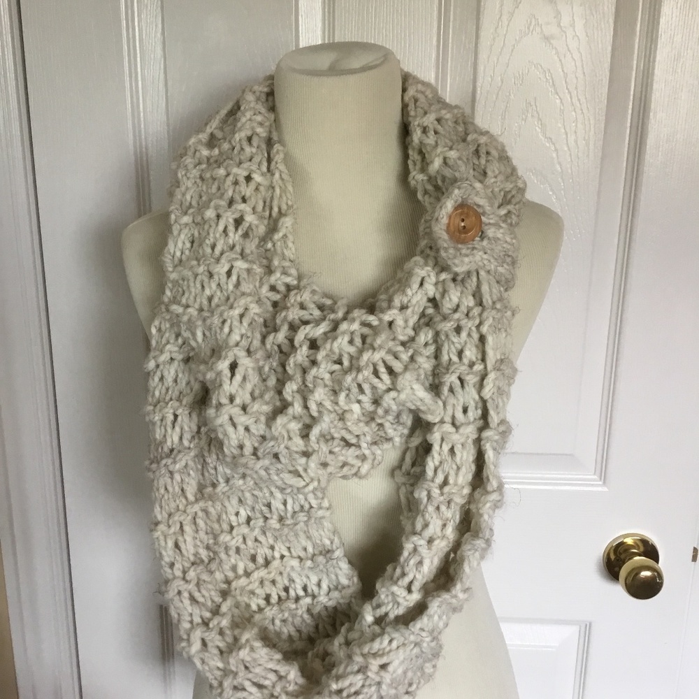 Hand Knit Soft Wool Infinity Scarf